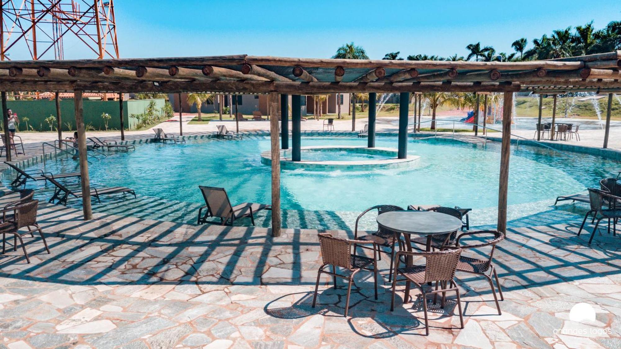 Grandes Lagos Resorts E Parque Aquatico Santa Clara d'Oeste Экстерьер фото