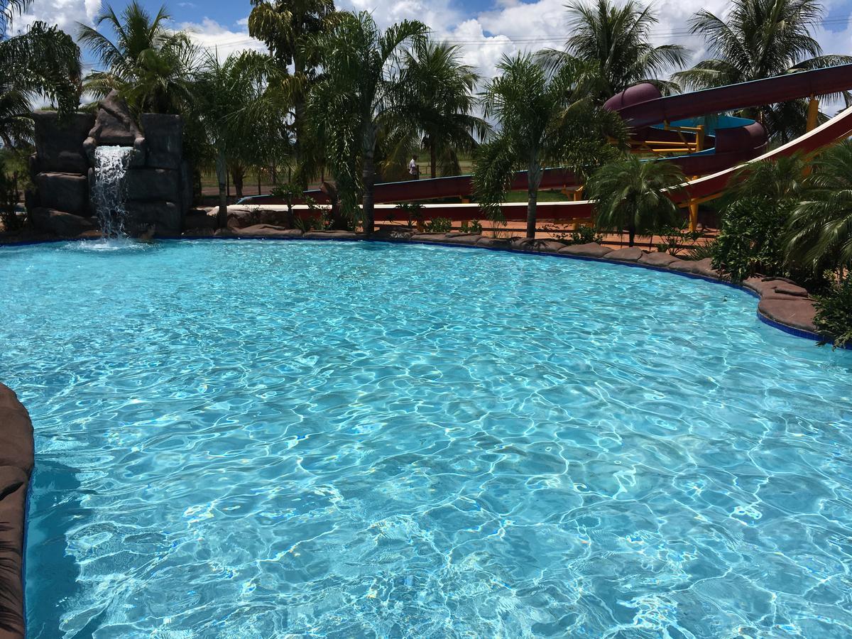 Grandes Lagos Resorts E Parque Aquatico Santa Clara d'Oeste Экстерьер фото